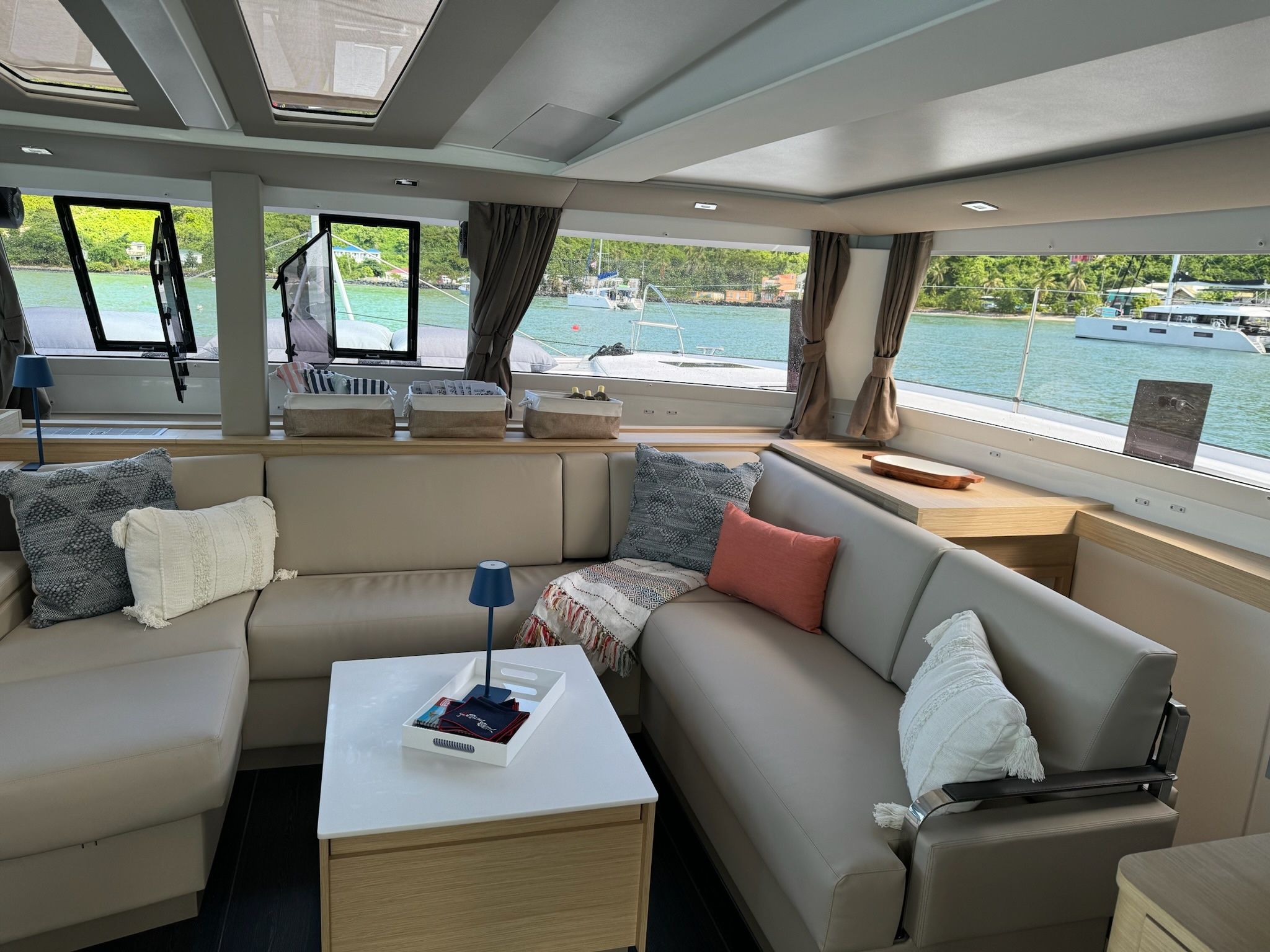 Fountaine Pajot Tanna 47 | Feeling Knotty