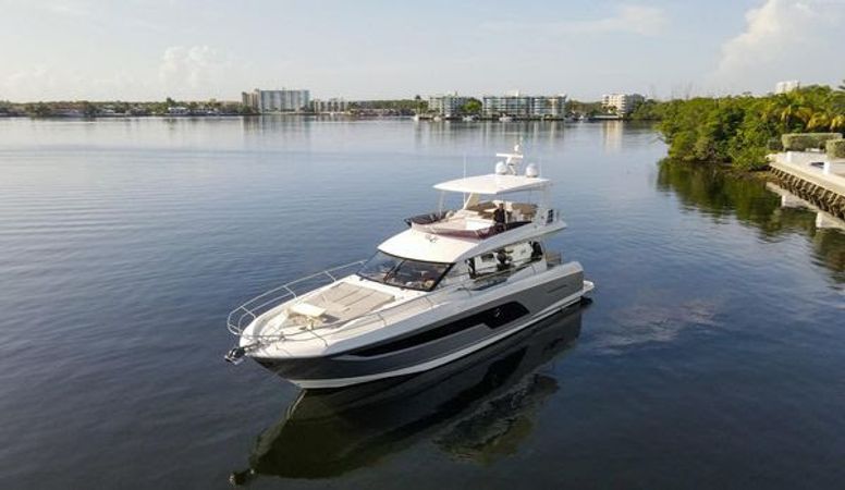 Prestige 590 | La Dolce Vita 2