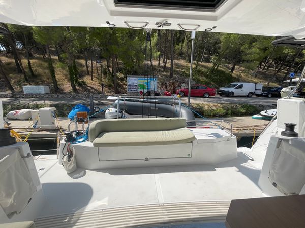 Bali Catsmart | First Flirt