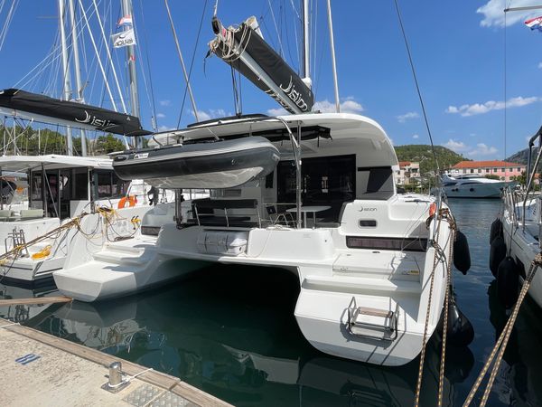 Lagoon 42 | First Adventure