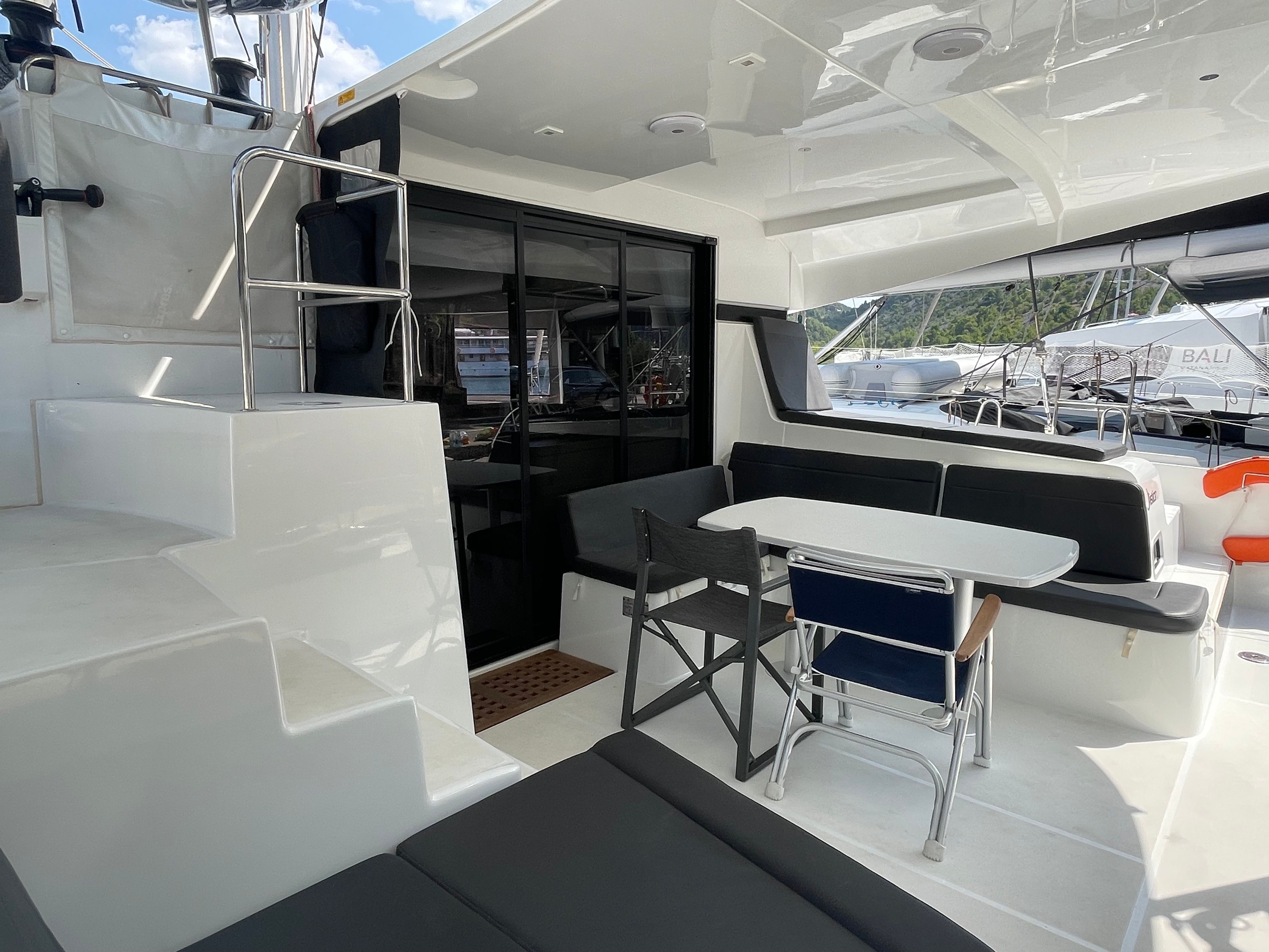 Lagoon 42 | First Adventure