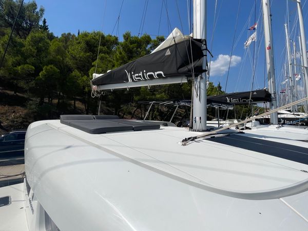 Lagoon 42 | First Adventure