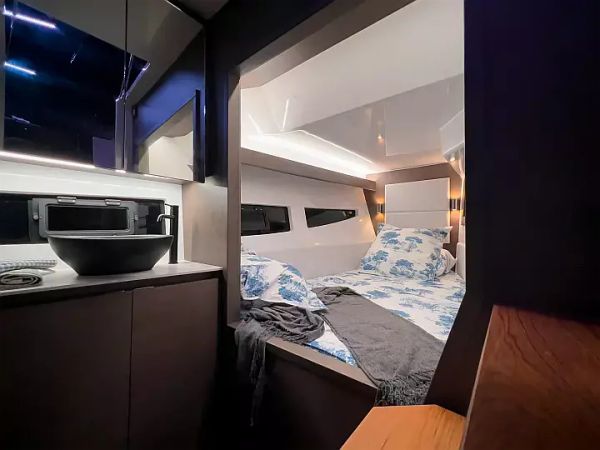 Tesoro T38 | Lastovo