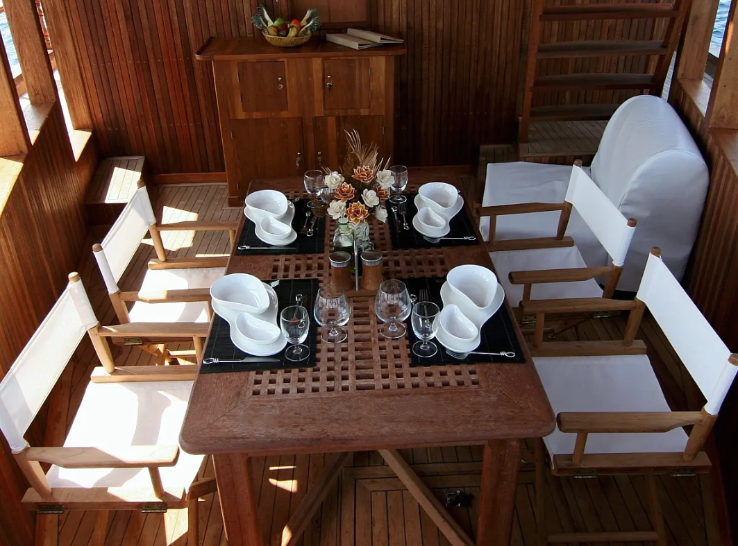 Custom Built 70 | Stella 1