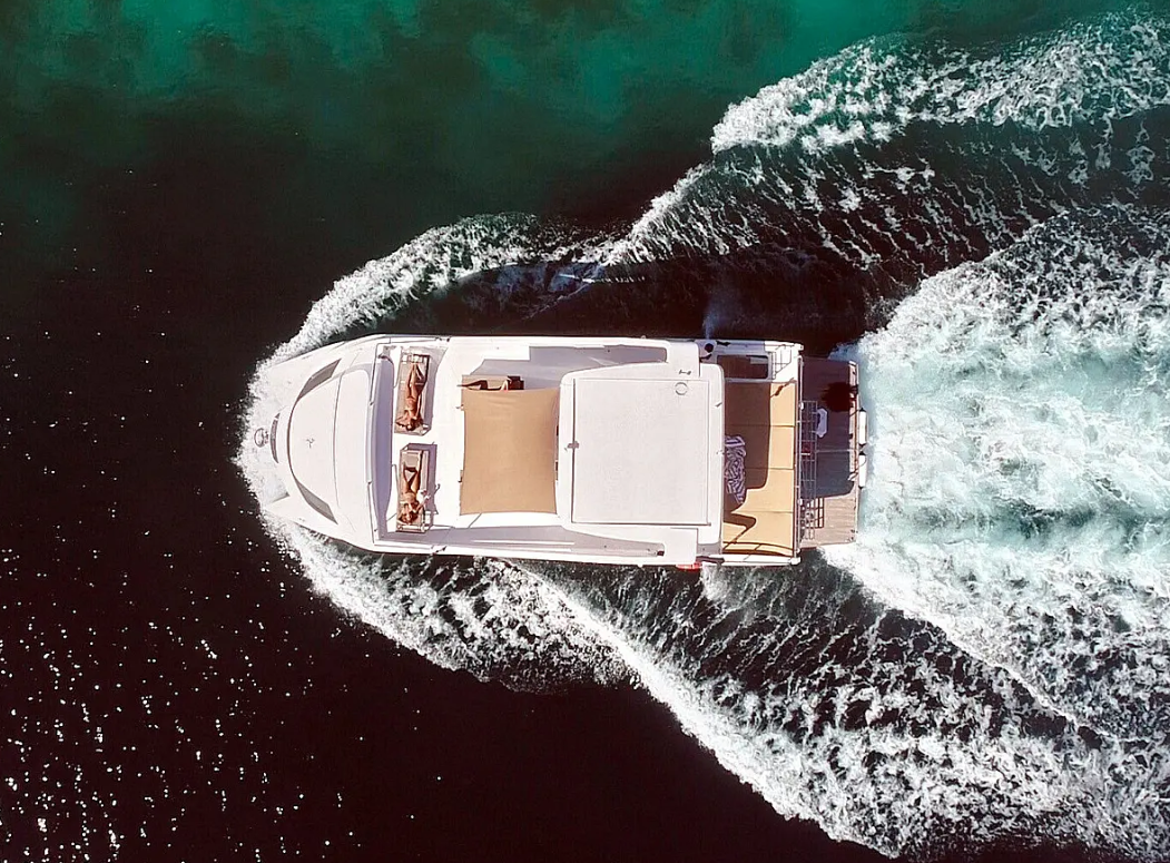 Overblue 54 | Over Reef