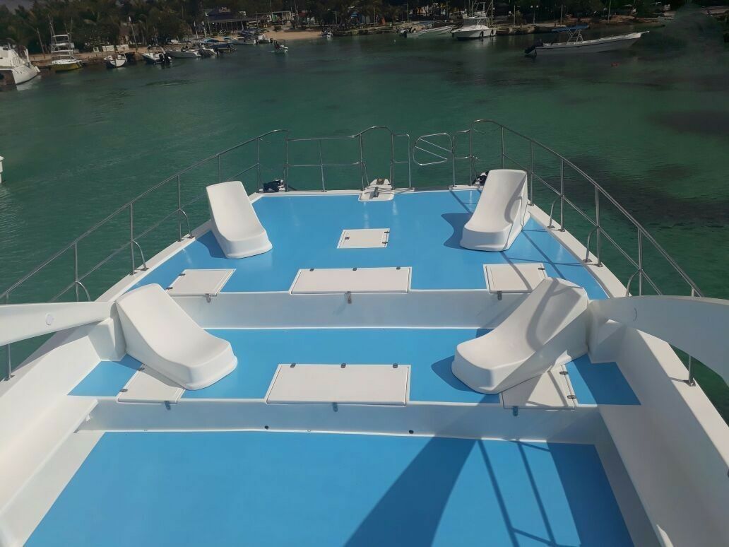 Custom Built 50 | Abierto 1