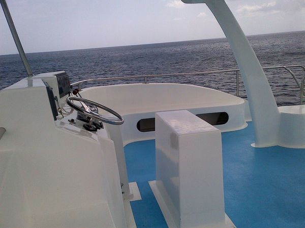 Custom Built 50 | Abierto 1