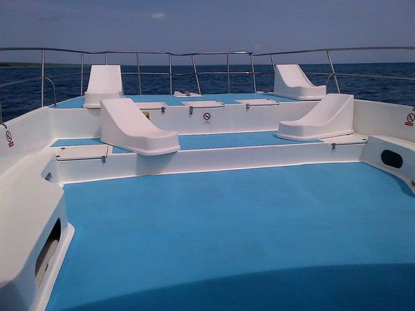 Custom Built 50 | Abierto 1