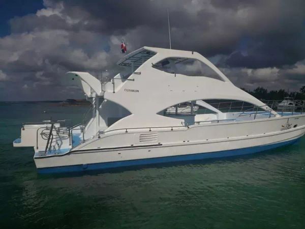 Custom Built 50 | Abierto 1