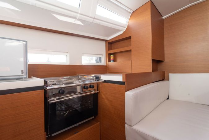 Jeanneau Sun Odyssey 410 | Sea Pearl