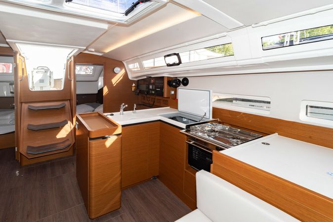 Jeanneau Sun Odyssey 410 | Sea Pearl