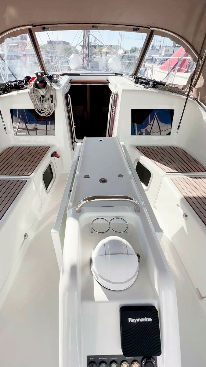 Jeanneau Sun Odyssey 410 | Sea Pearl