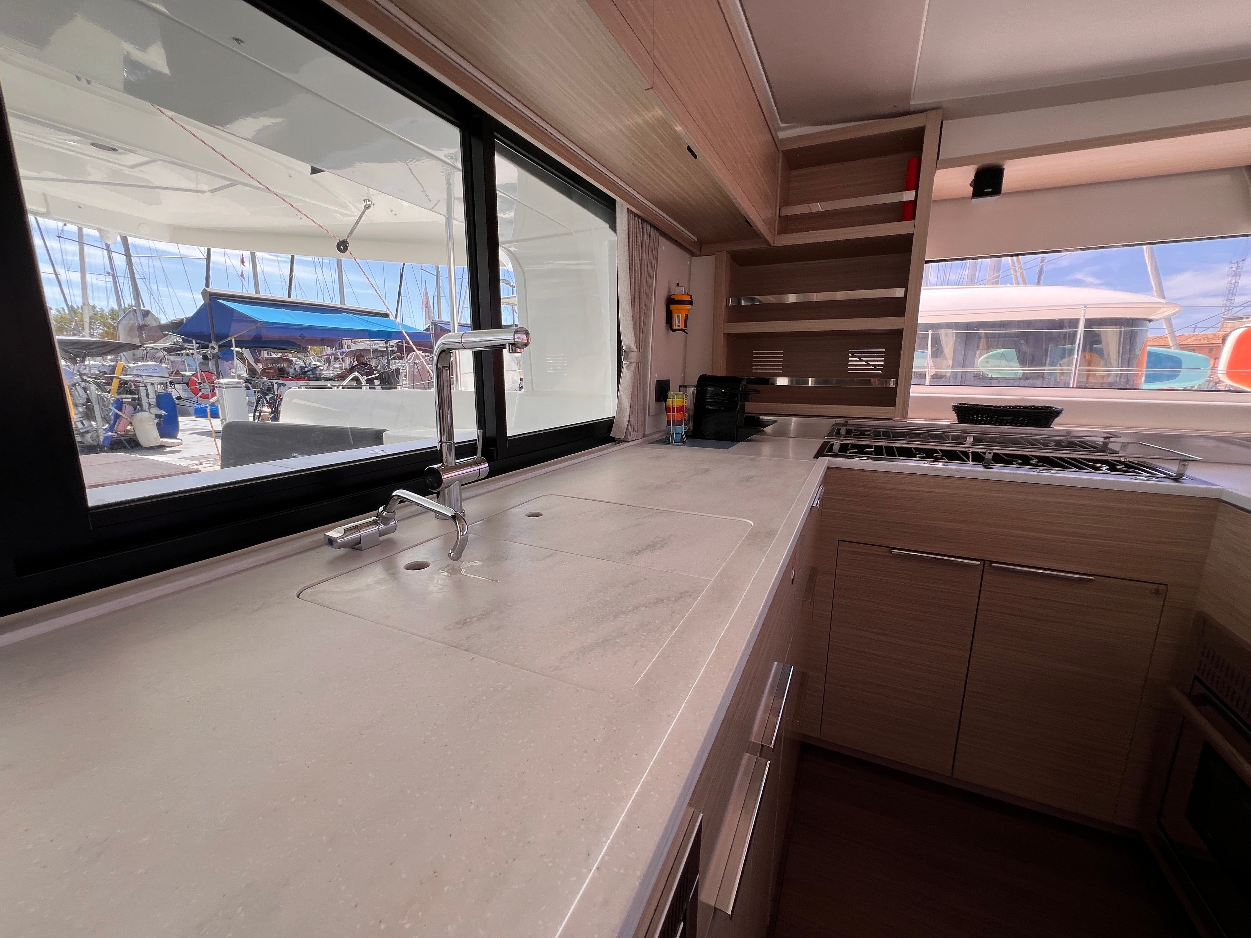 Lagoon 46 | Starfish