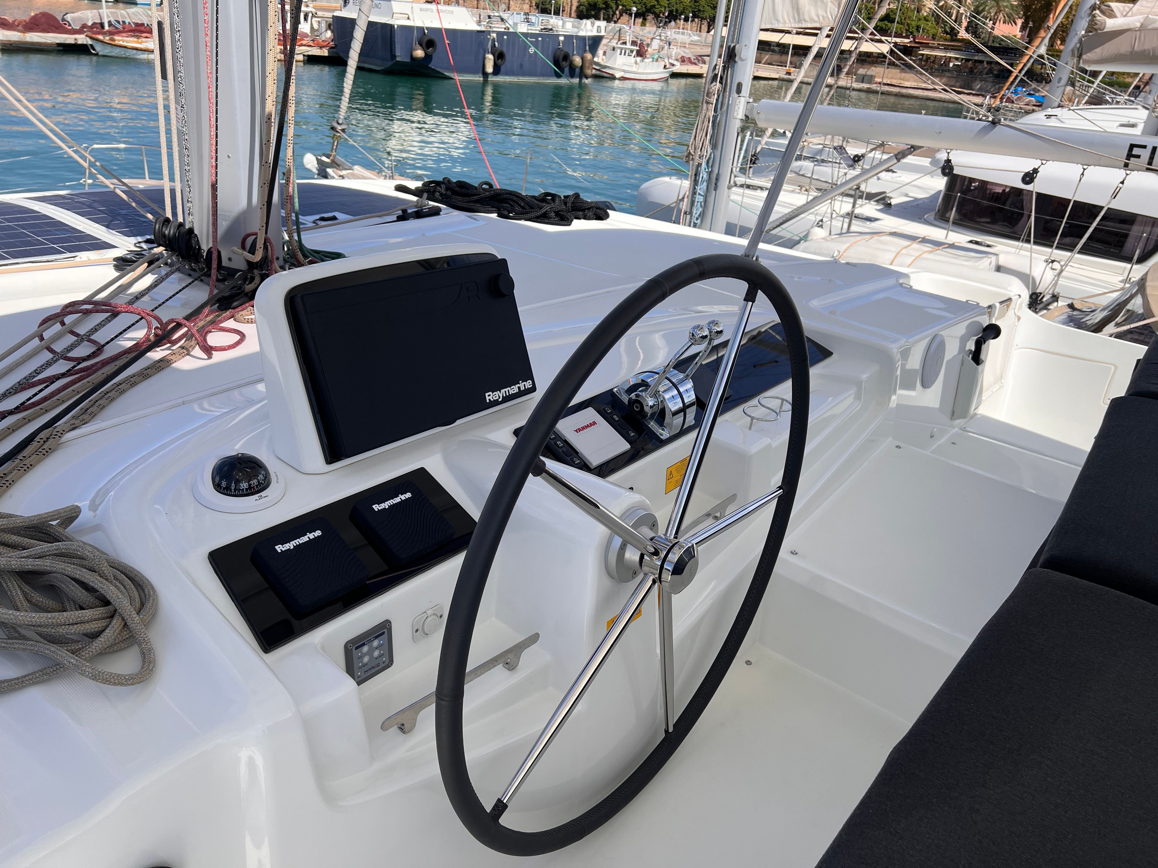 Lagoon 46 | Starfish