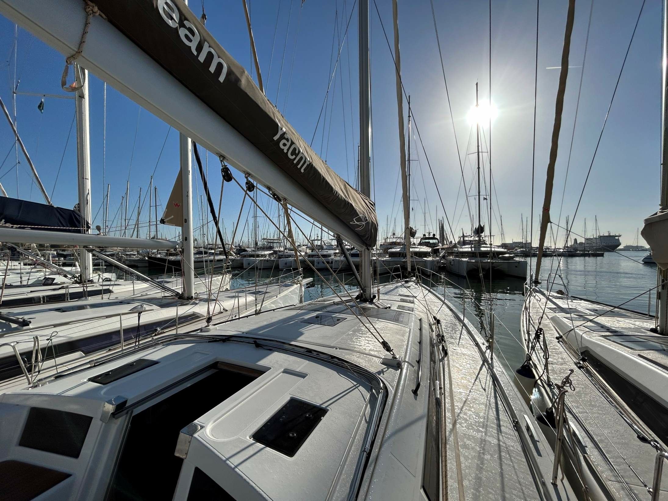 Dufour 530 Smart Electric | Edison