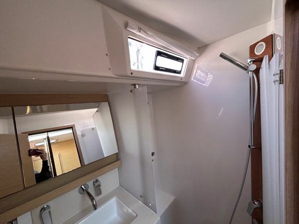 Dufour 530 Smart Electric | Edison