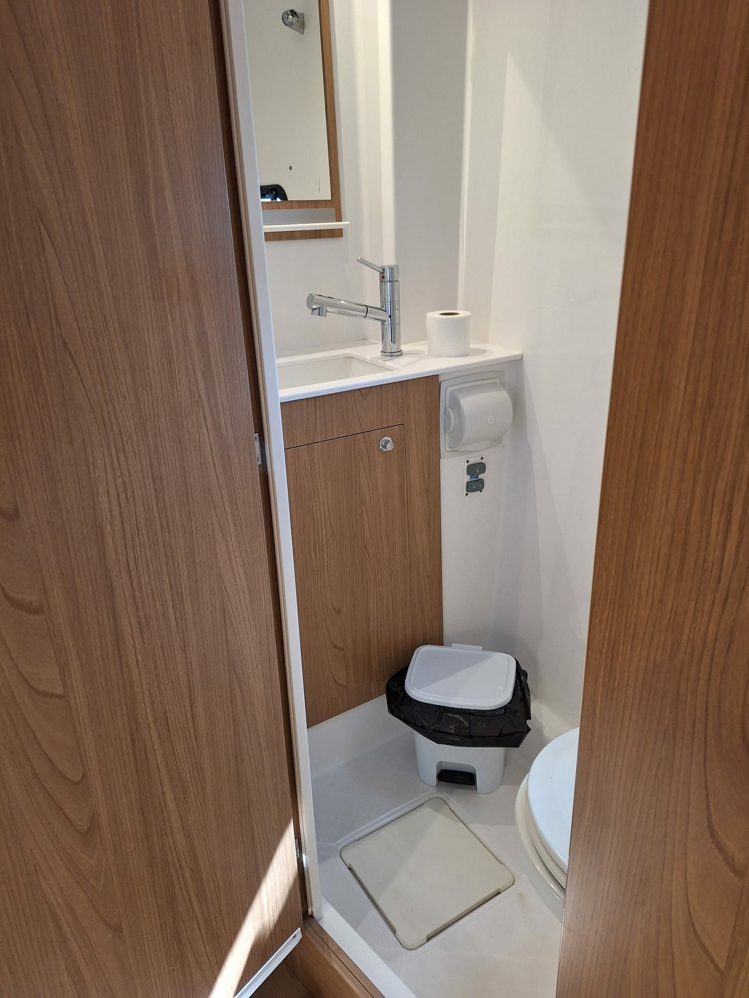 Bali Catspace | Alibi