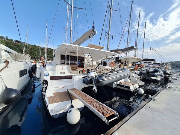 Fountaine Pajot Isla 40 | Nona