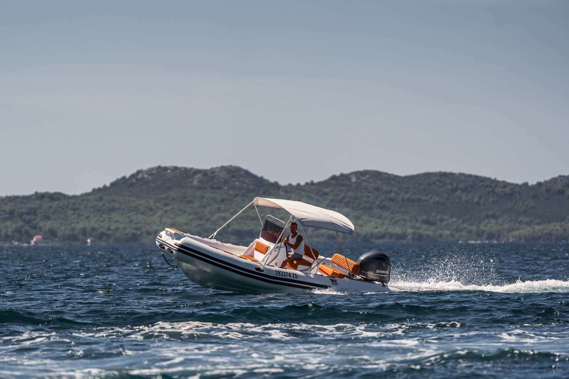 Tiger Marine 650 | Open 650