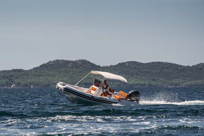 Tiger Marine 650 | Open 650