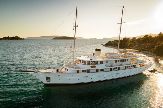 Custom Built 170 | Bellezza