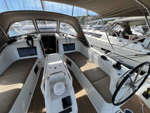 Jeanneau Sun Odyssey 410 | Oskar