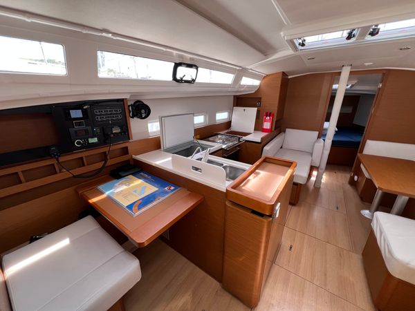 Jeanneau Sun Odyssey 410 | Oskar