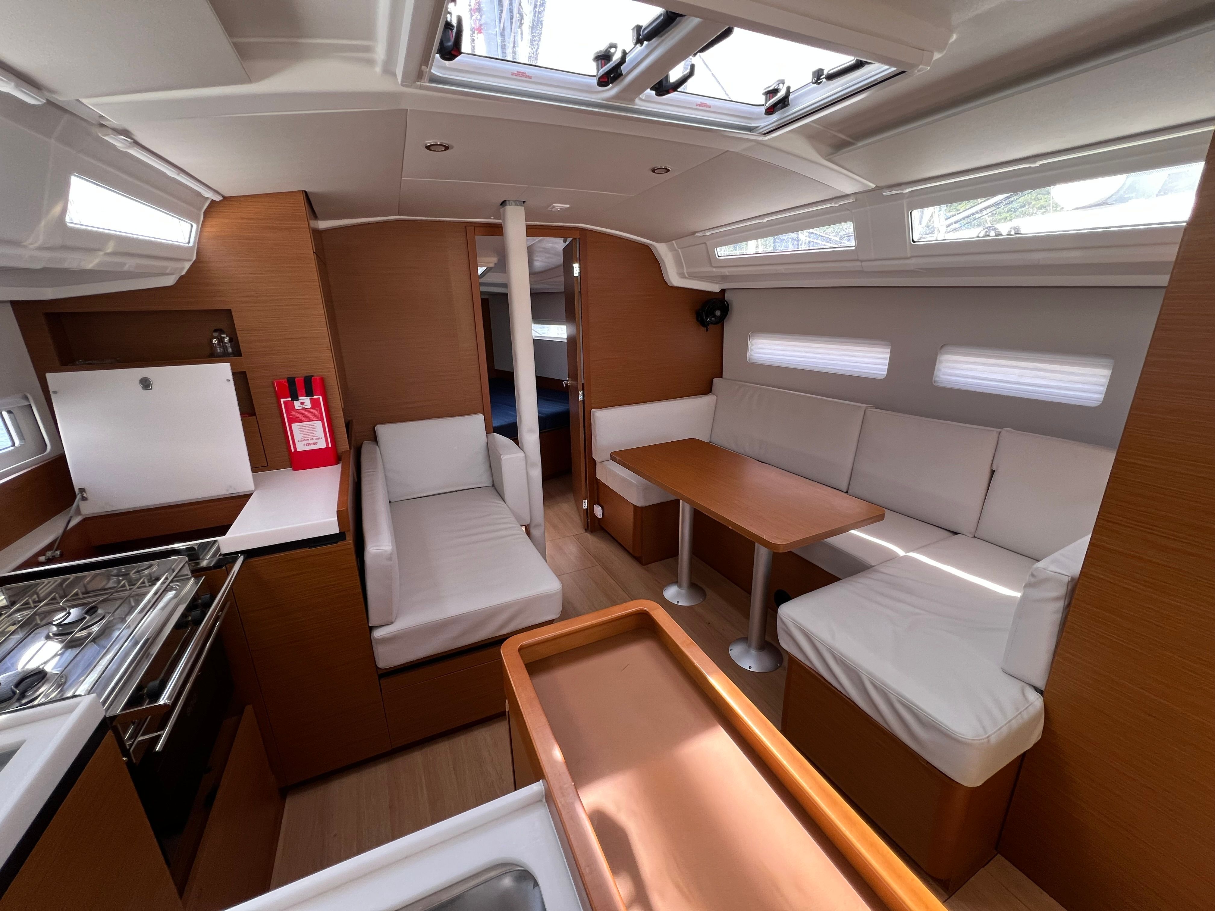 Jeanneau Sun Odyssey 410 | Oskar