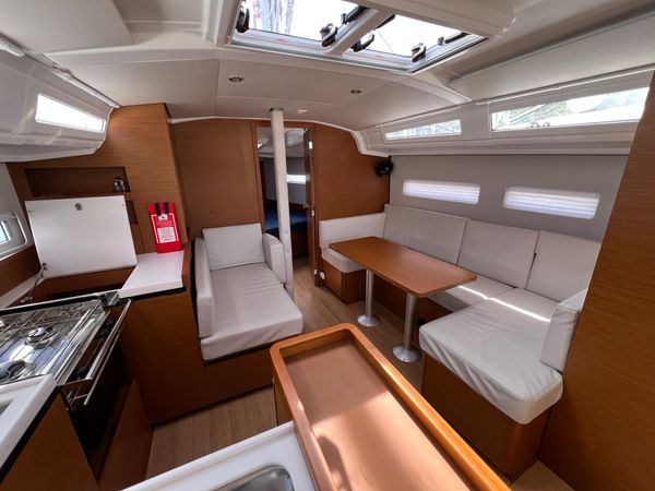 Jeanneau Sun Odyssey 410 | Oskar