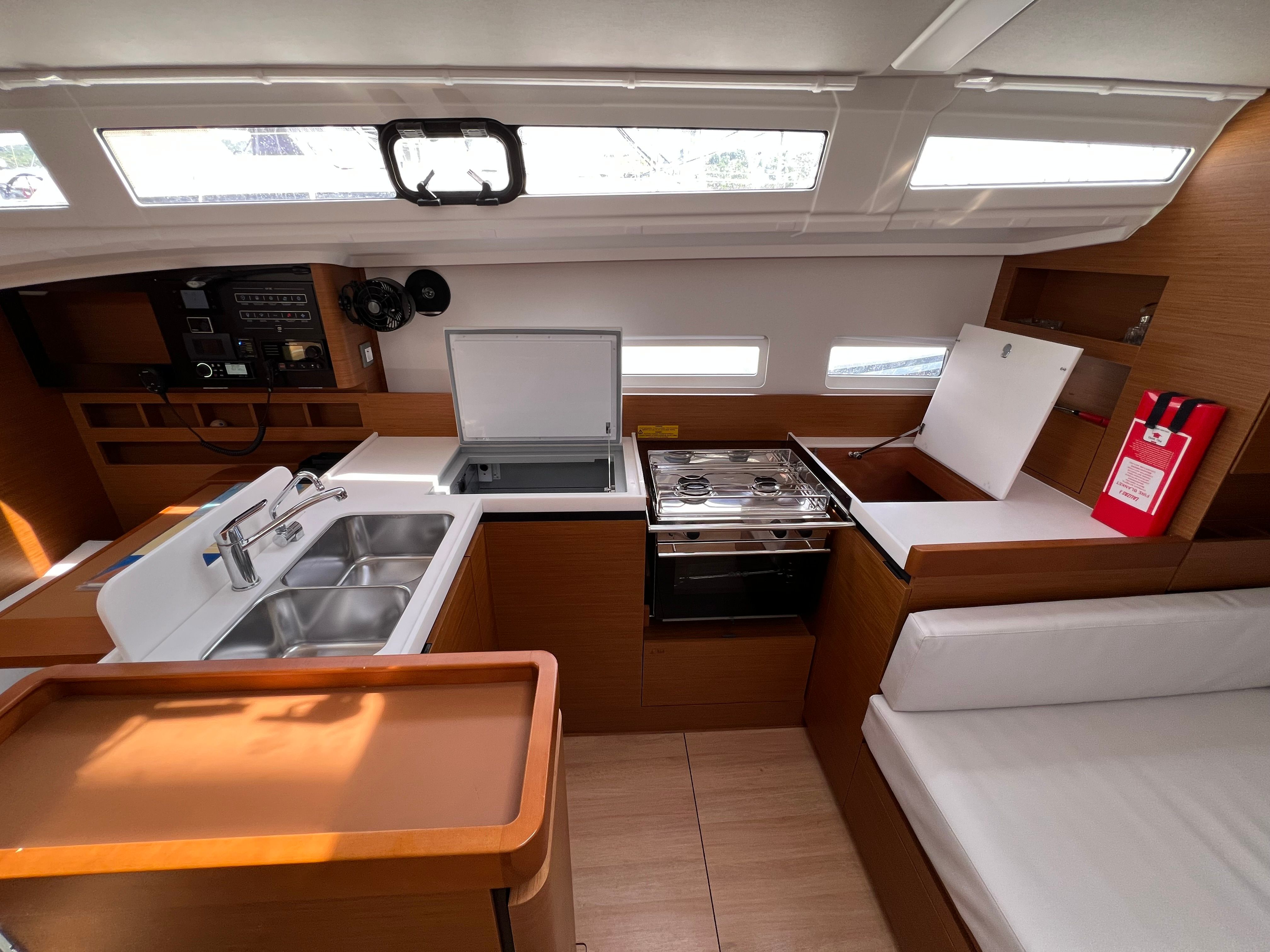 Jeanneau Sun Odyssey 410 | Oskar