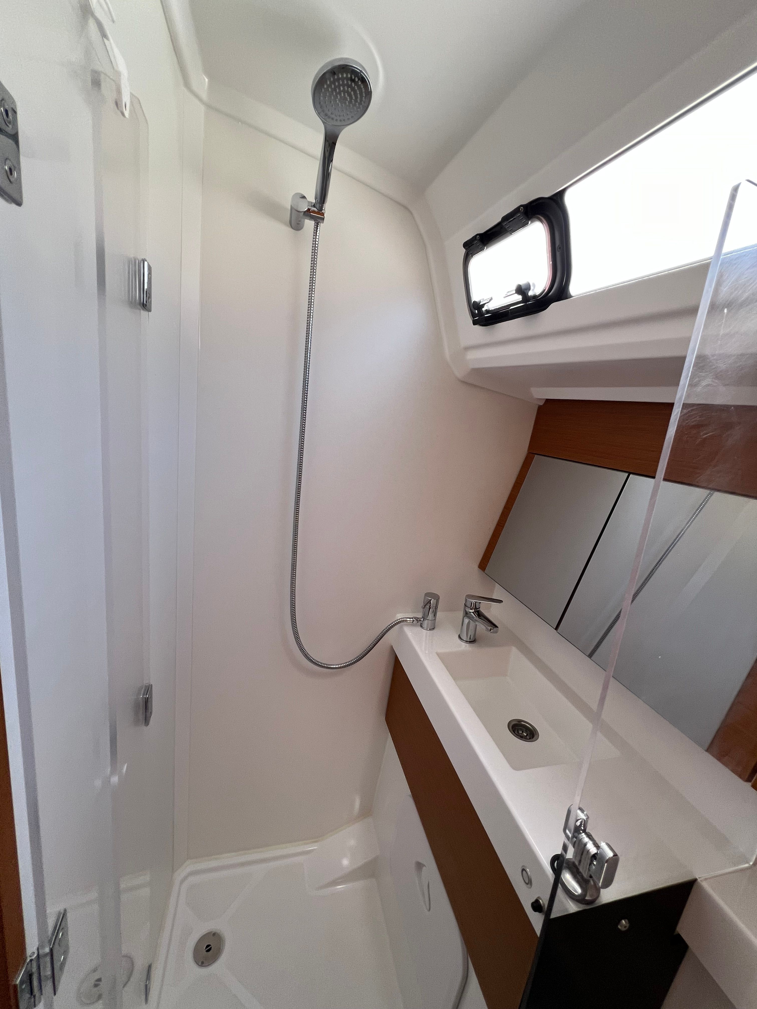 Jeanneau Sun Odyssey 410 | Oskar