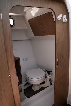 Beneteau Antares 780 | 15