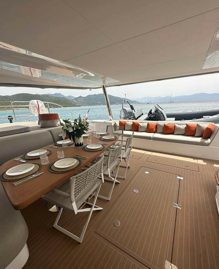 Lagoon Sixty 5 | Reve Bleu