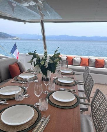 Lagoon Sixty 5 | Reve Bleu