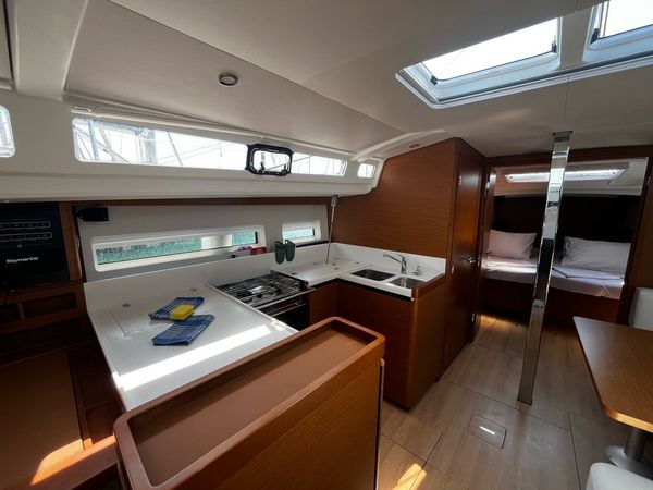 Jeanneau Sun Odyssey 440 | Leona