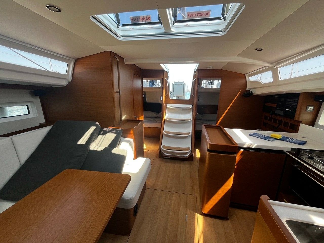Jeanneau Sun Odyssey 440 | Leona