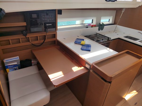 Jeanneau Sun Odyssey 440 | Leona