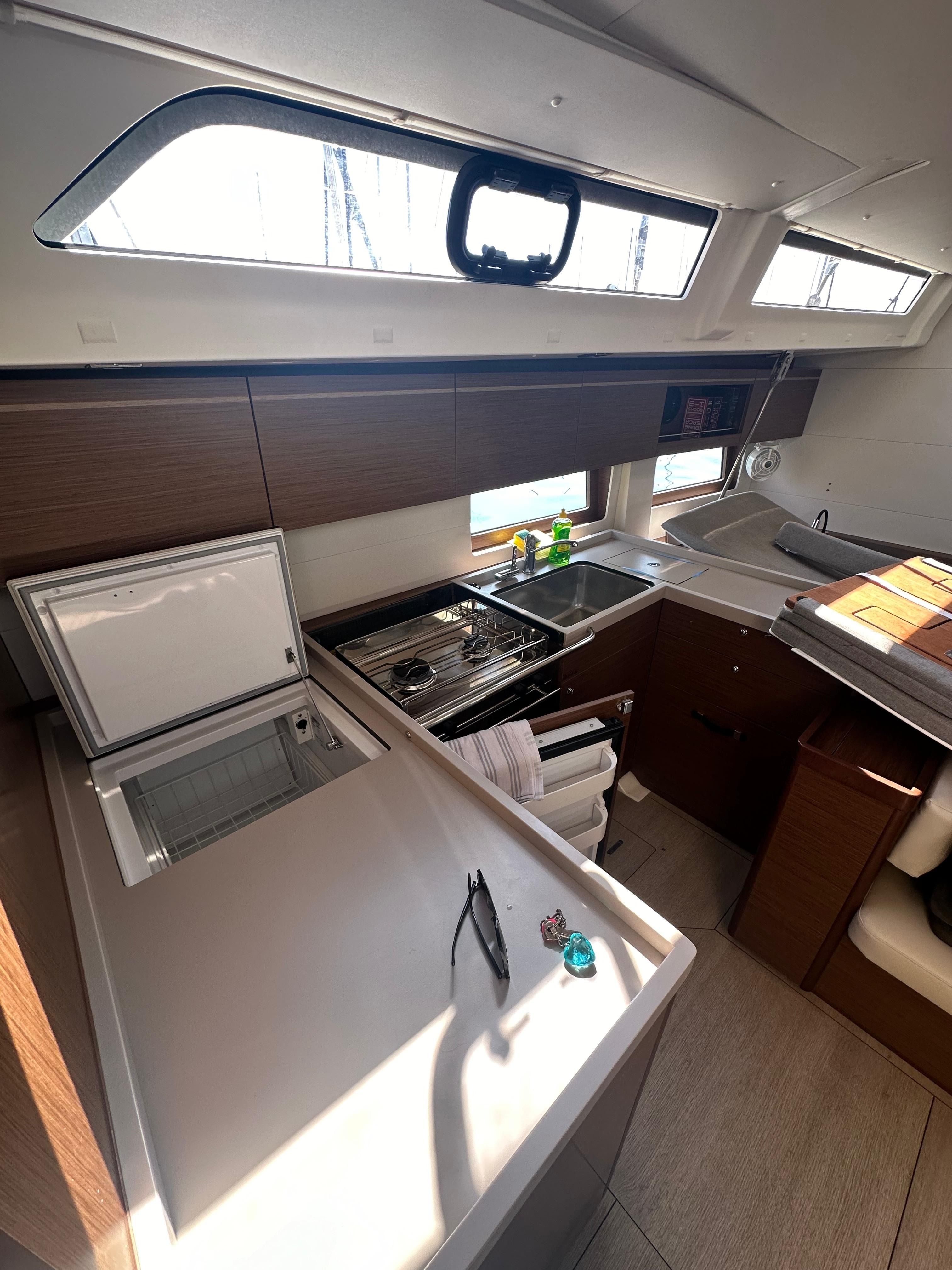 Beneteau Oceanis 51.1 | Dune
