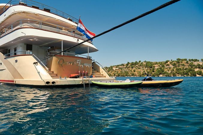 Custom Built 160 | Queen Eleganza