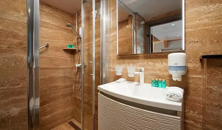 Custom Built 160 | Queen Eleganza