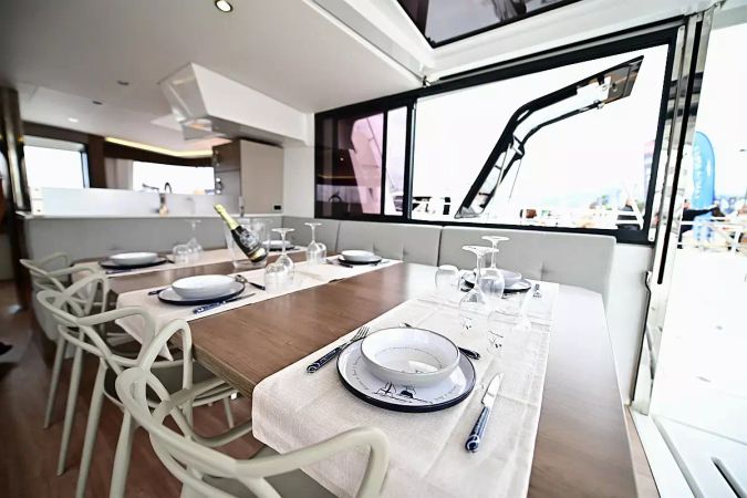 Bali 4.8 | Arche 4