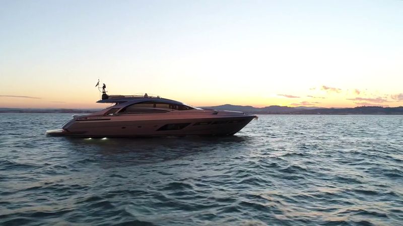 Pershing 8X | Walidia 83