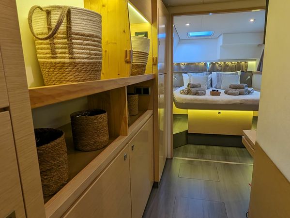 Fountaine Pajot Saba 50 | Izabella