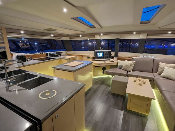Fountaine Pajot Saba 50 | Izabella