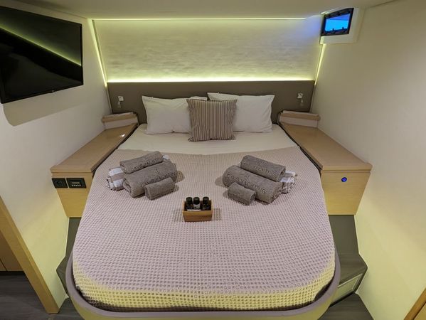 Fountaine Pajot Saba 50 | Izabella