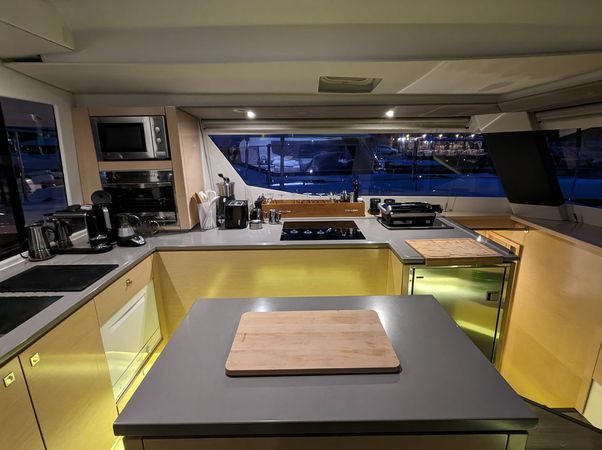 Fountaine Pajot Saba 50 | Izabella