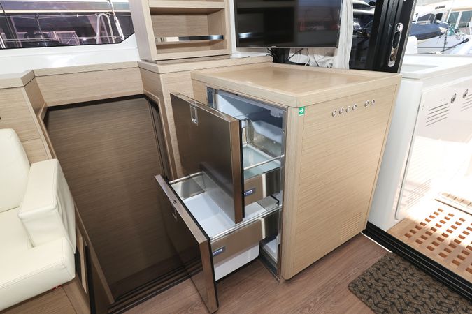 Lagoon 46 | Ship Happens