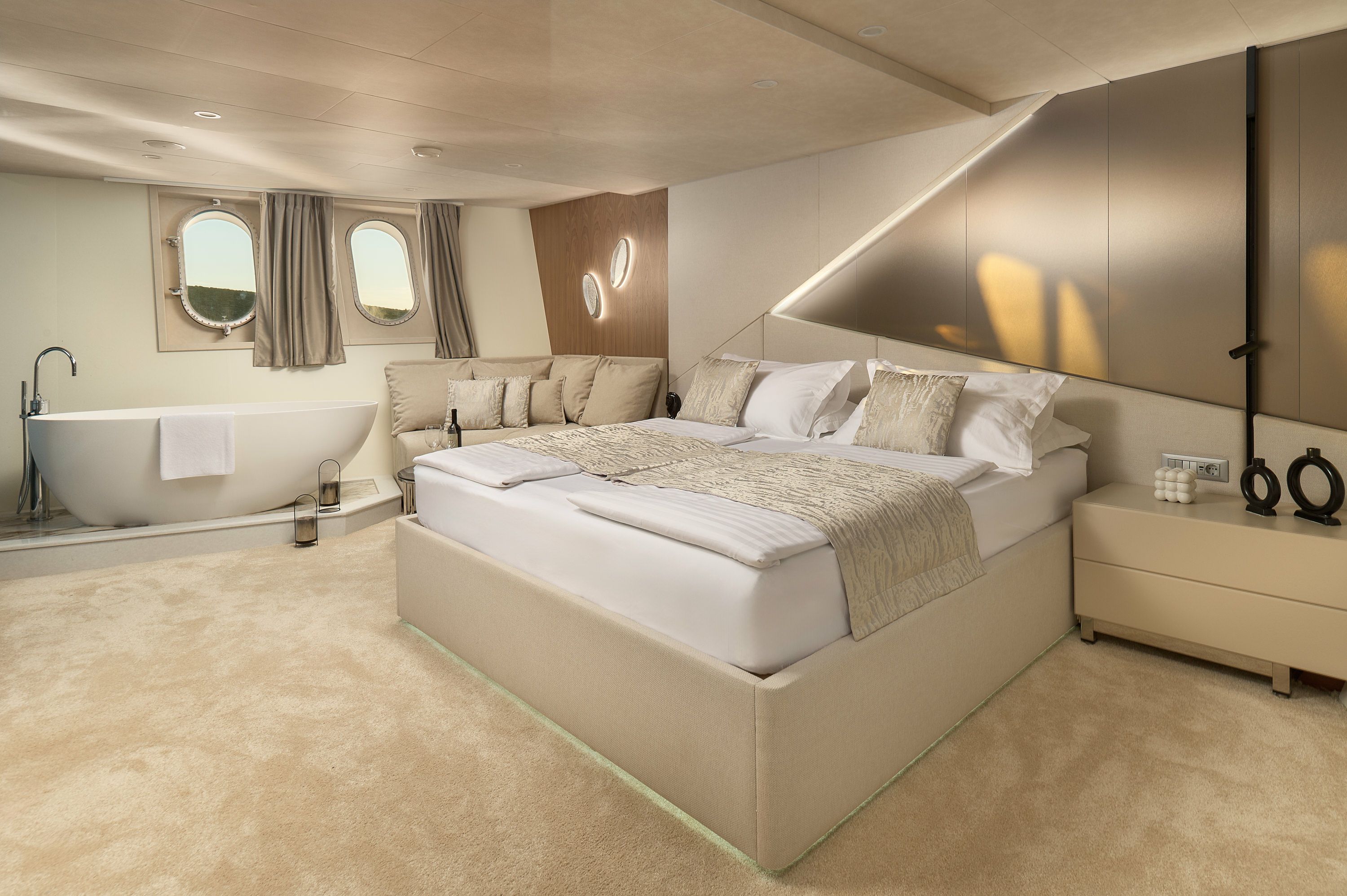 Custom Built 160 | Cristal