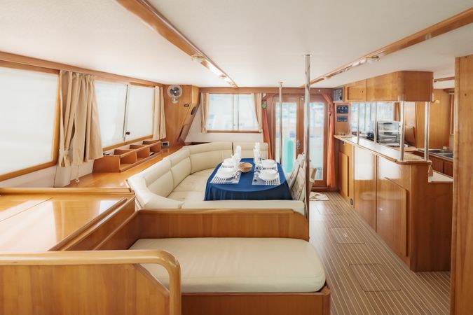 Alliaura Marine Transcat 46 | Galiba