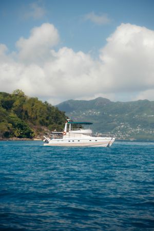 Alliaura Marine Transcat 46 | Galiba